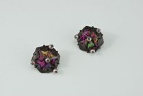 Pearl pod earrings